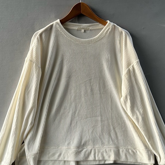 🎉5 for $45🎉 Z Supply velvet top blouse shirt size M - Picture 2 of 8